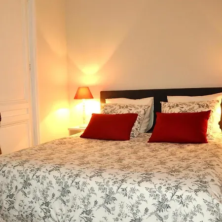 De Flore Bed & Breakfast *